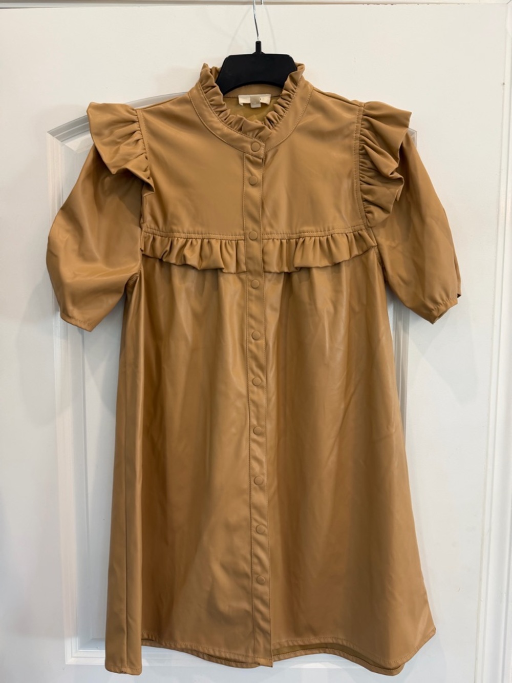 entro Camel Ruffle-Back Dress